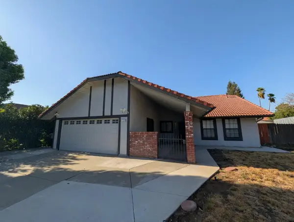 2325 Lincoln Avenue, Clovis, CA 93611