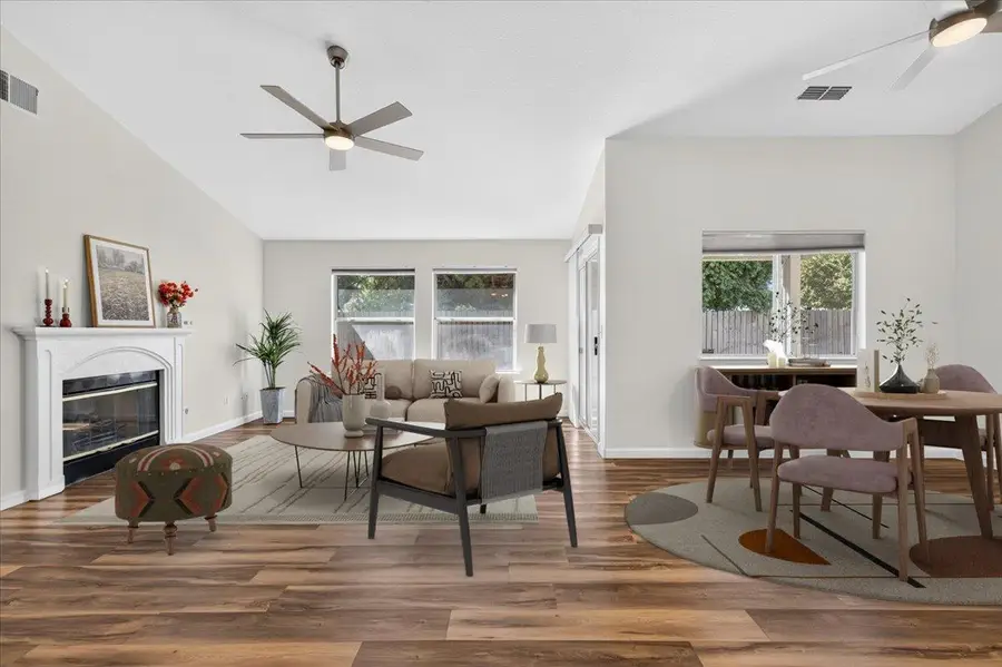 4369 W Providence Avenue, Fresno, CA 93722 - #2