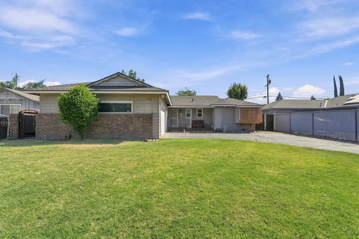 2952 E Dakota Avenue, Fresno, CA 93726 - #1