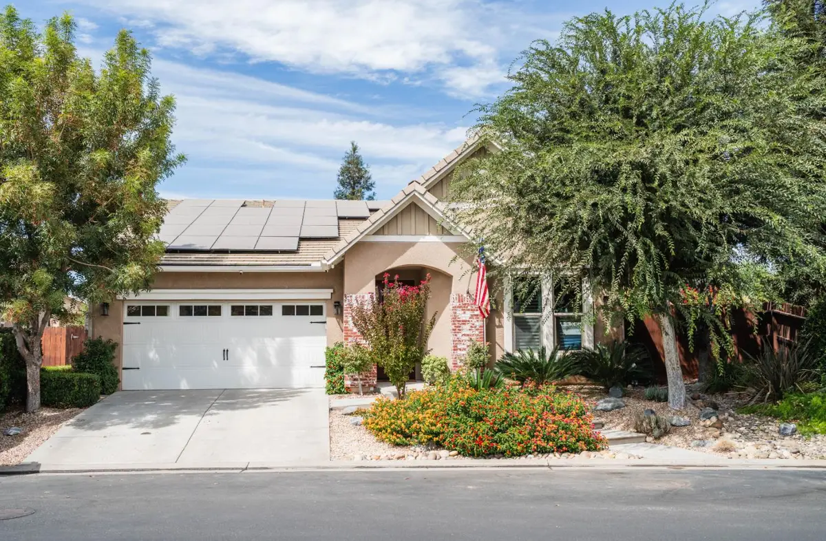 11375 N Via Ventana Way, Fresno, CA 93730 - #1