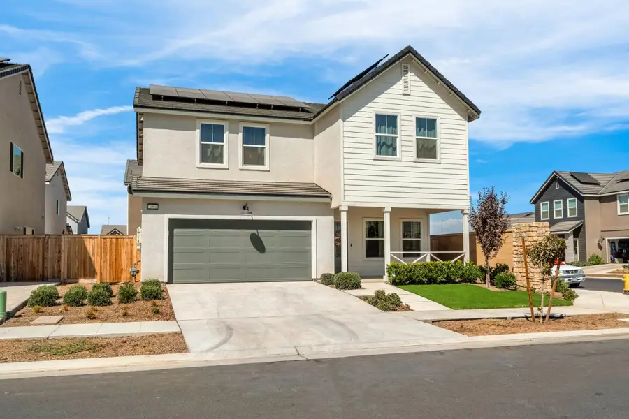 1069 Plum Tree Avenue, Clovis, CA 93619 - #2
