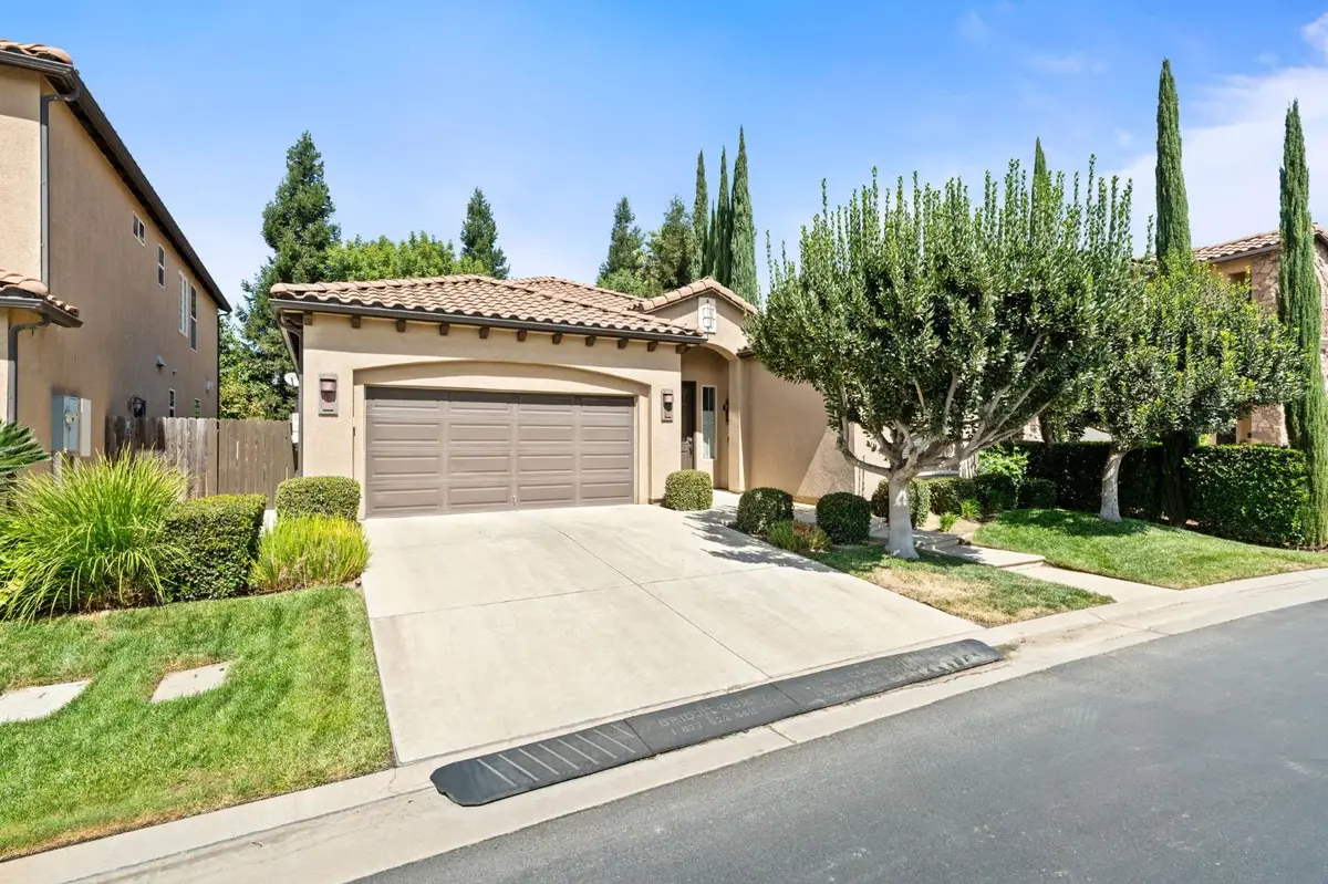 11361 N Via Verona Way, Fresno, CA 93730 - #1