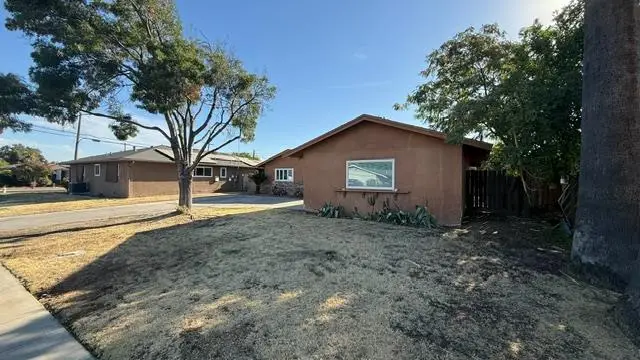 3984 N Millbrook Avenue, Fresno, CA 93726 - #1