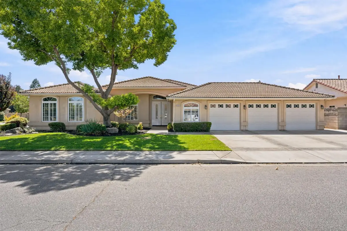 3320 Forum Way, Madera, CA 93637 - #1