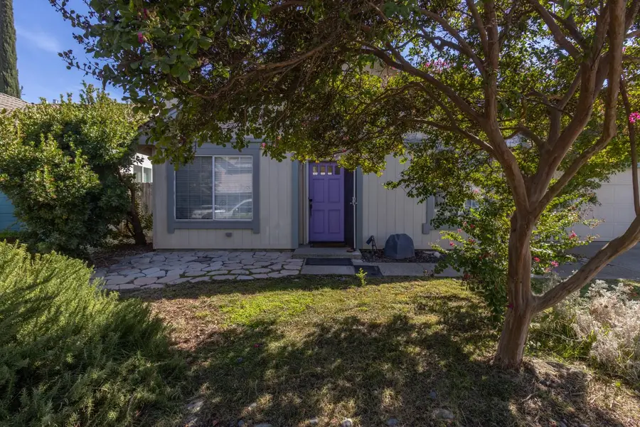 2189 E Pinedale Avenue, Fresno, CA 93720 - #3