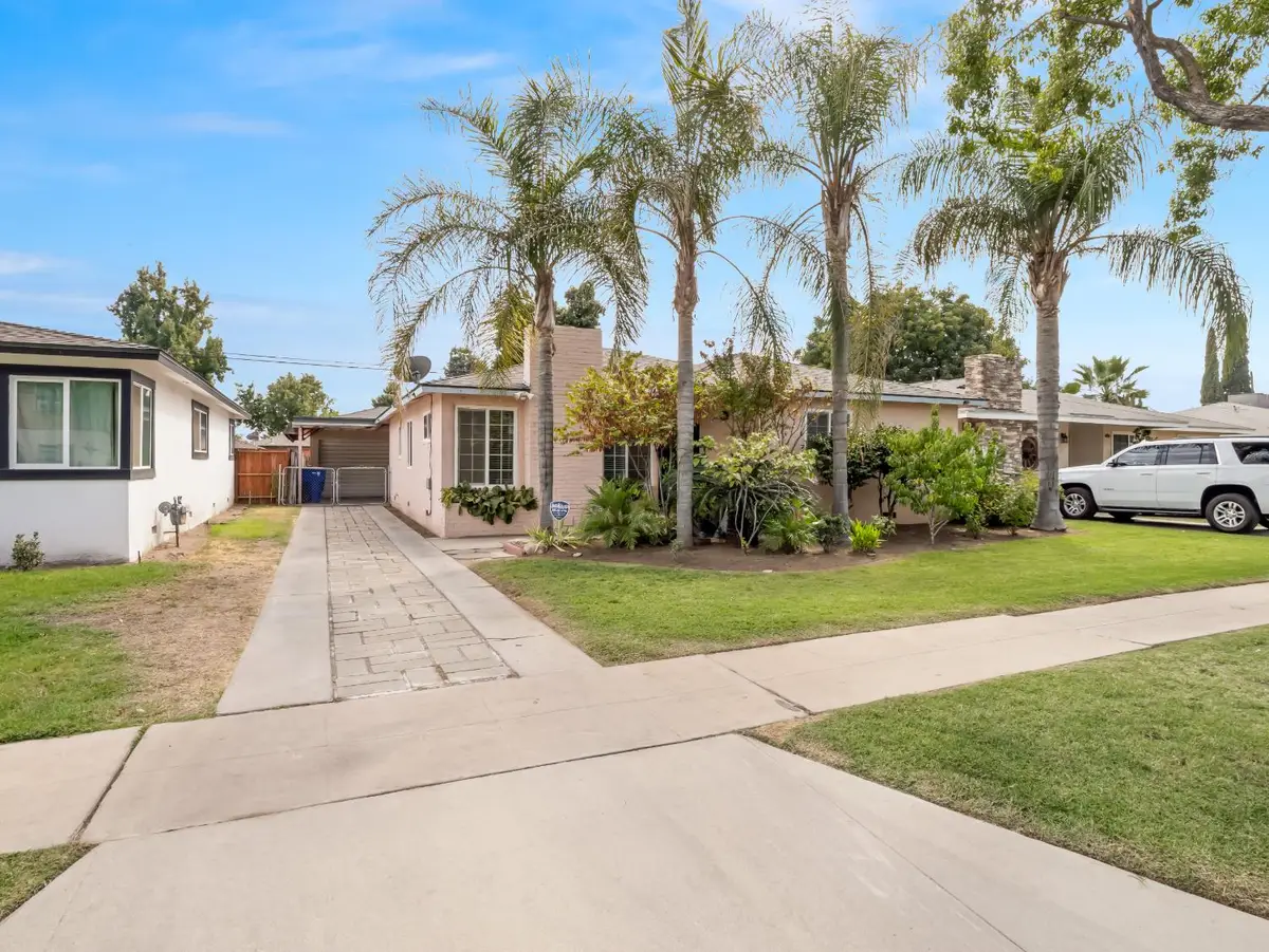 2014 E Simpson Avenue E, Fresno, CA 93703 - #1