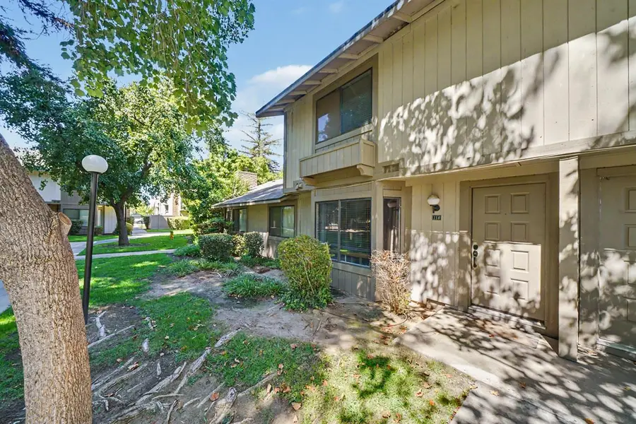 4676 E Alamos Avenue #118, Fresno, CA 93726 - #2