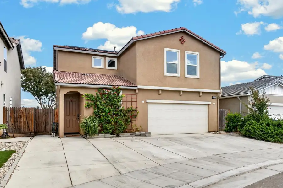 2309 S Justin Avenue, Fresno, CA 93725 - #3