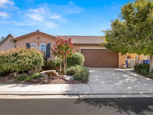 3022 Celeste Avenue, Clovis, CA 93619