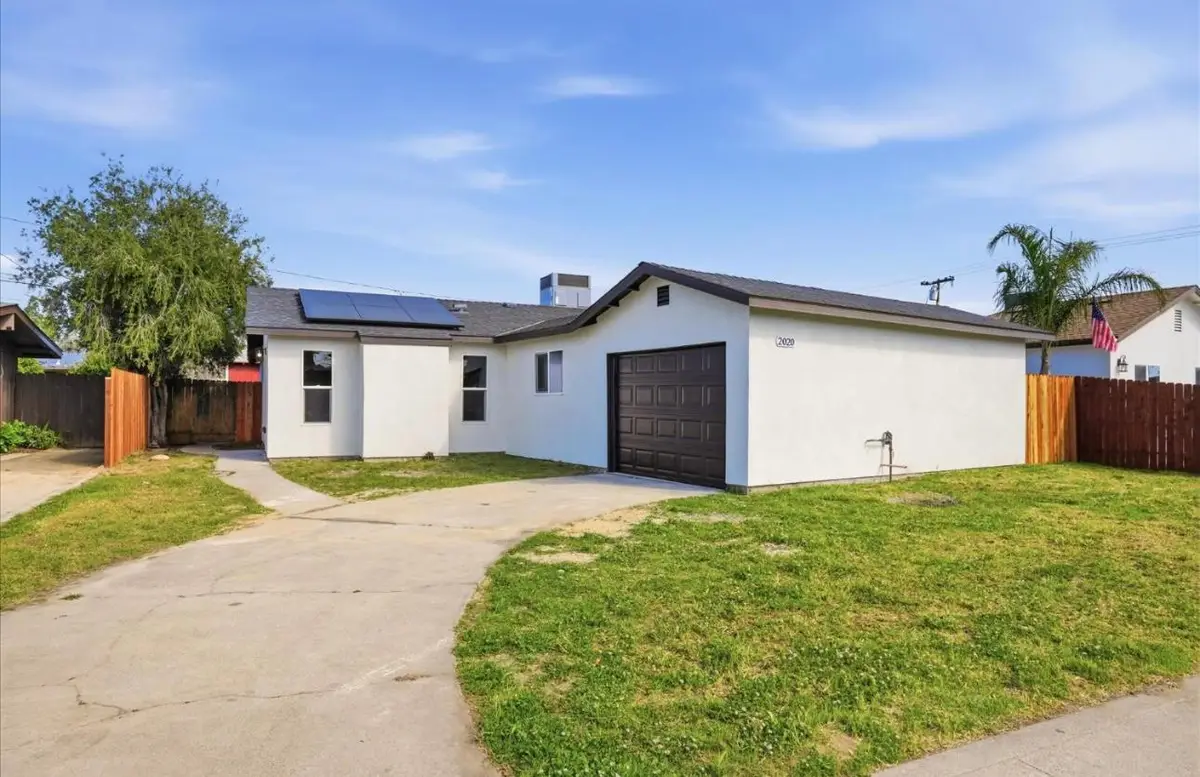 2020 Aspen Street, Selma, CA 93662 - #1
