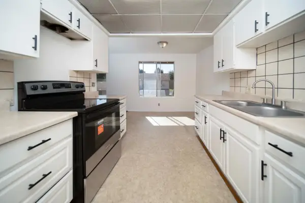 657 W Parlier Avenue #114, Reedley, CA 93654