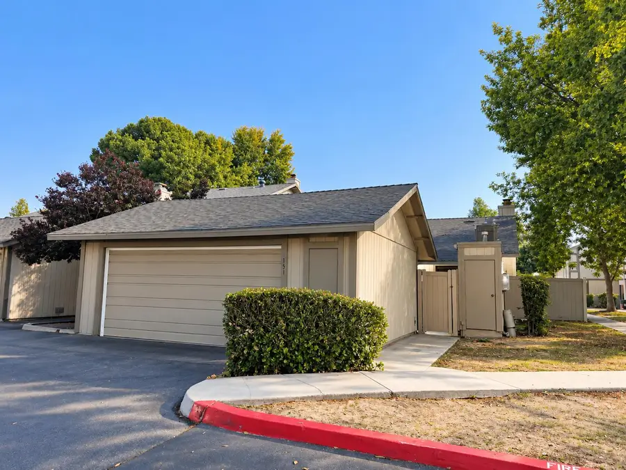 4747 N Woodrow Avenue #151, Fresno, CA 93726 - #3