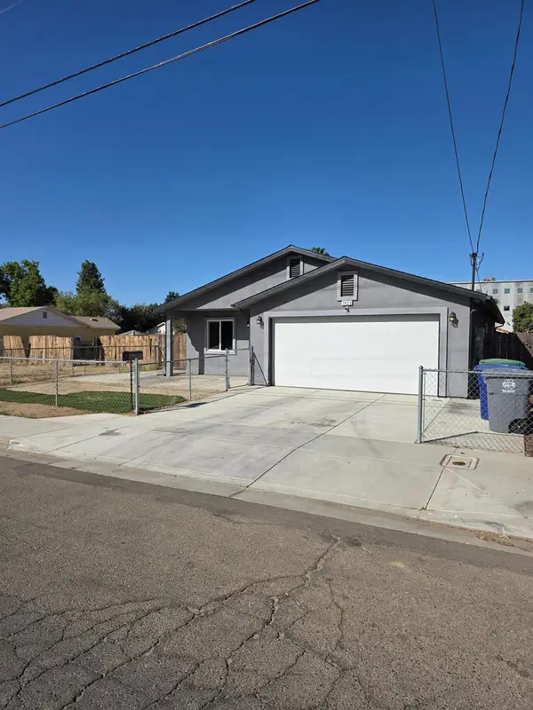 1425 J Street, Sanger, CA 93657