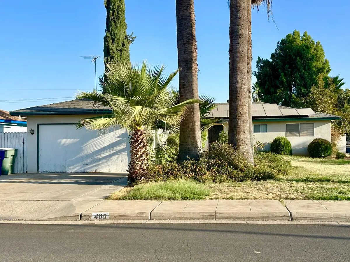 405 W Rialto Avenue, Clovis, CA 93612 - #1