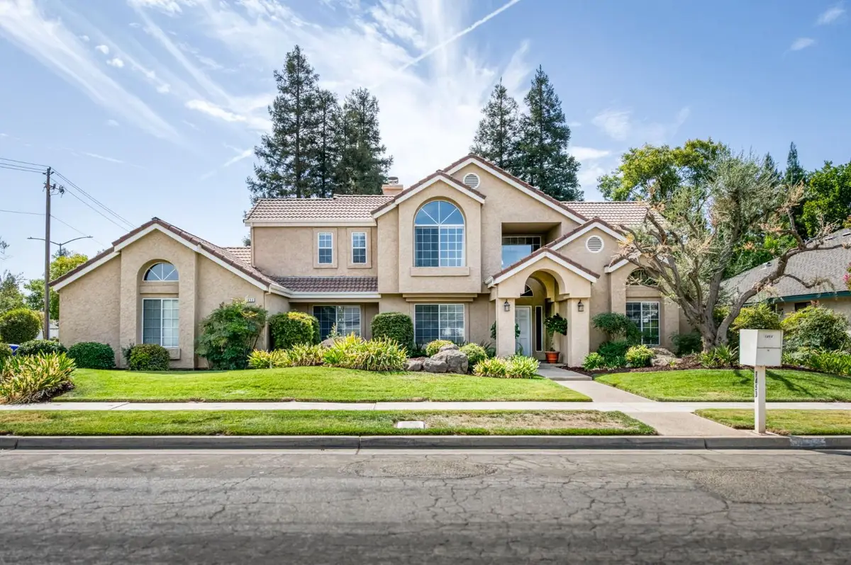 1453 E Decatur Avenue, Fresno, CA 93720 - #1