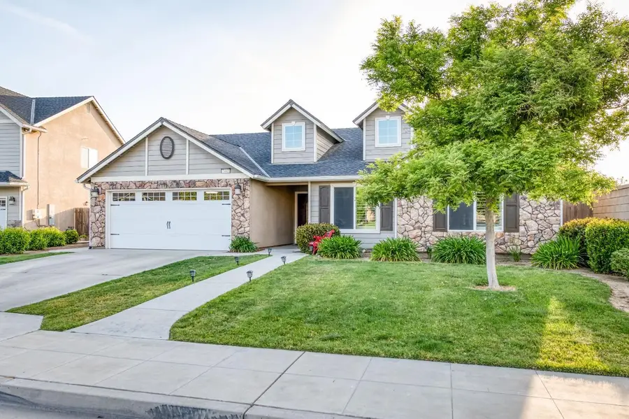 7441 N La Paz, Fresno, CA 93722 - #3