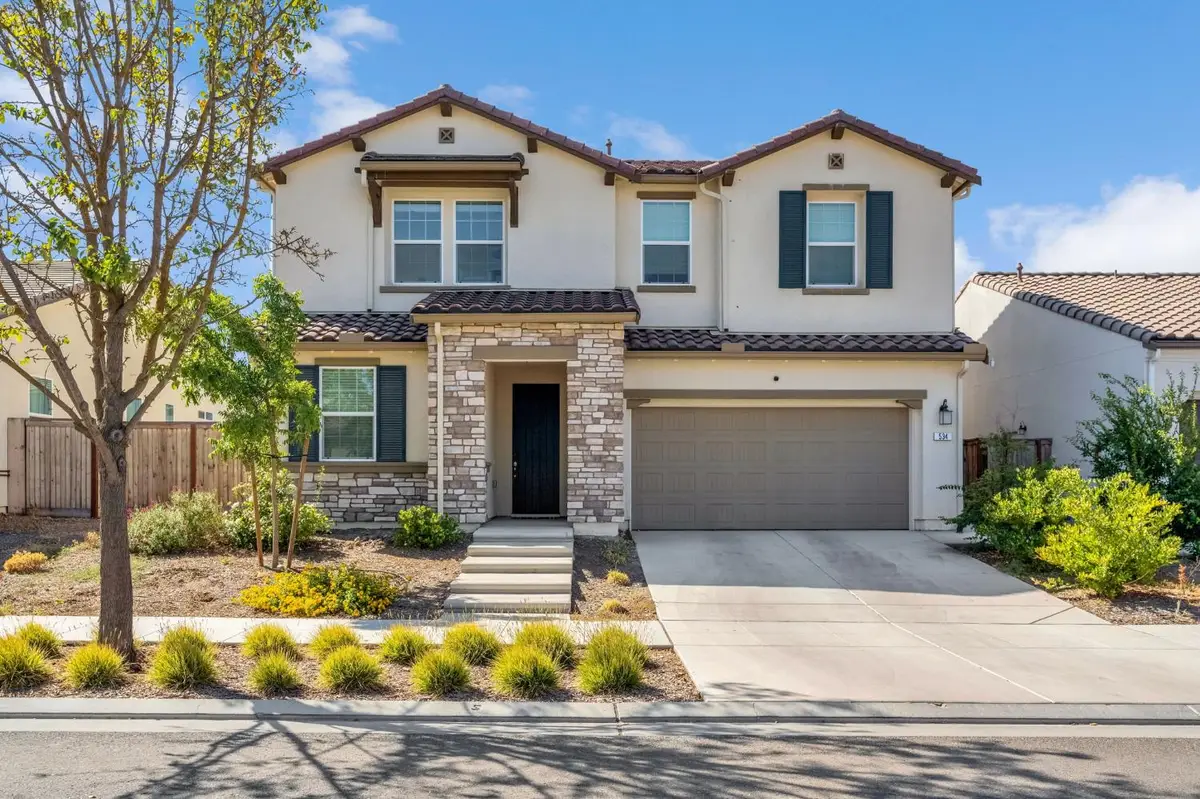 534 Laurel Crest Avenue, Madera, CA 93636 - #1