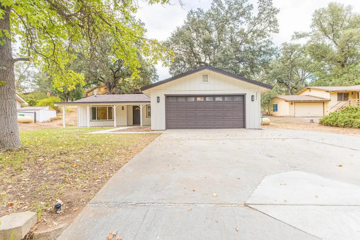 40847 Griffin Drive, Oakhurst, CA 93644 - #1