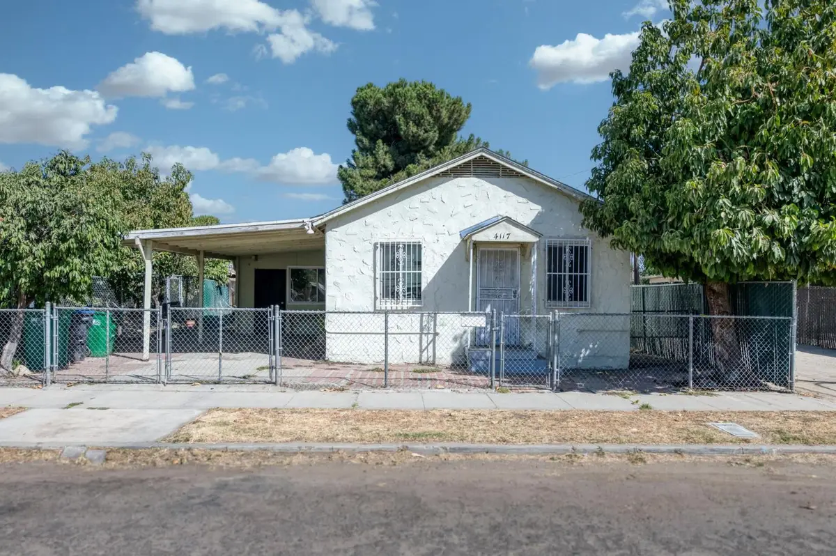 4117 E Kaviland Avenue, Fresno, CA 93725 - #1