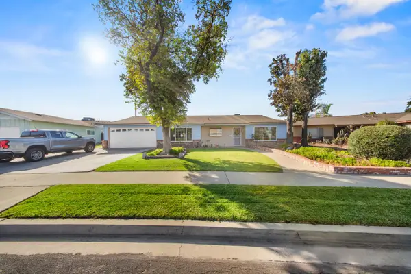 2009 Fairmont Drive, Hanford, CA 93230