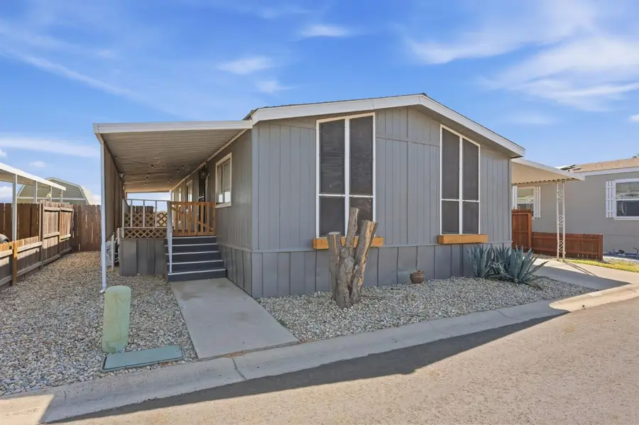 2575 Willlow #76, Fresno, CA 93725 - #3