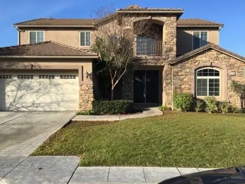 5771 N Torrey Pines Avenue, Fresno, CA 93723