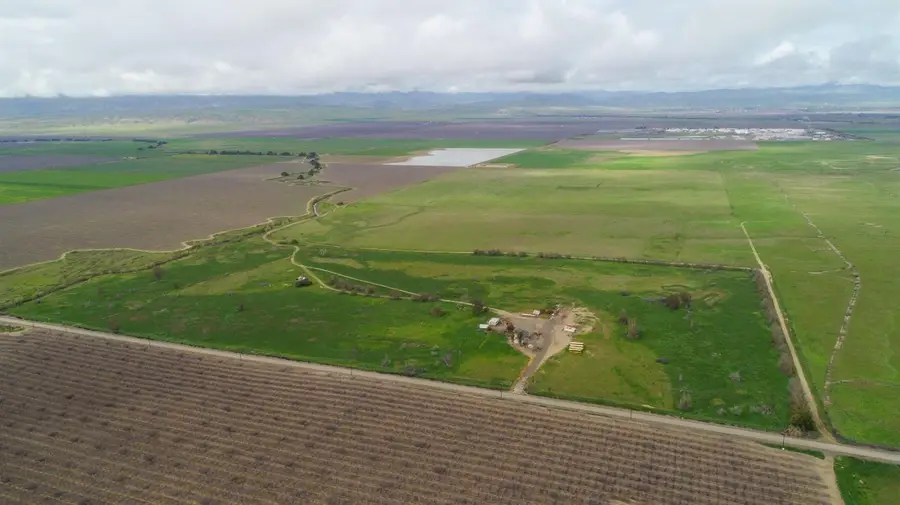 41605 Sutter Avenue, Coalinga, CA 93210 - #3