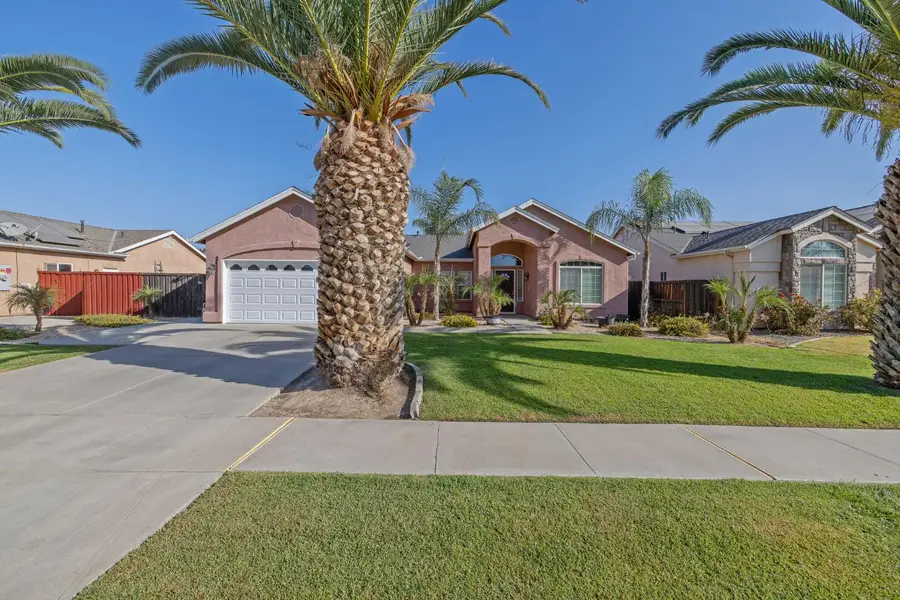 1678 Hawthorn Street, Lemoore, CA 93245 - #2
