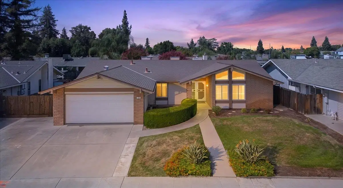 56 Burl Avenue, Clovis, CA 93611 - #1
