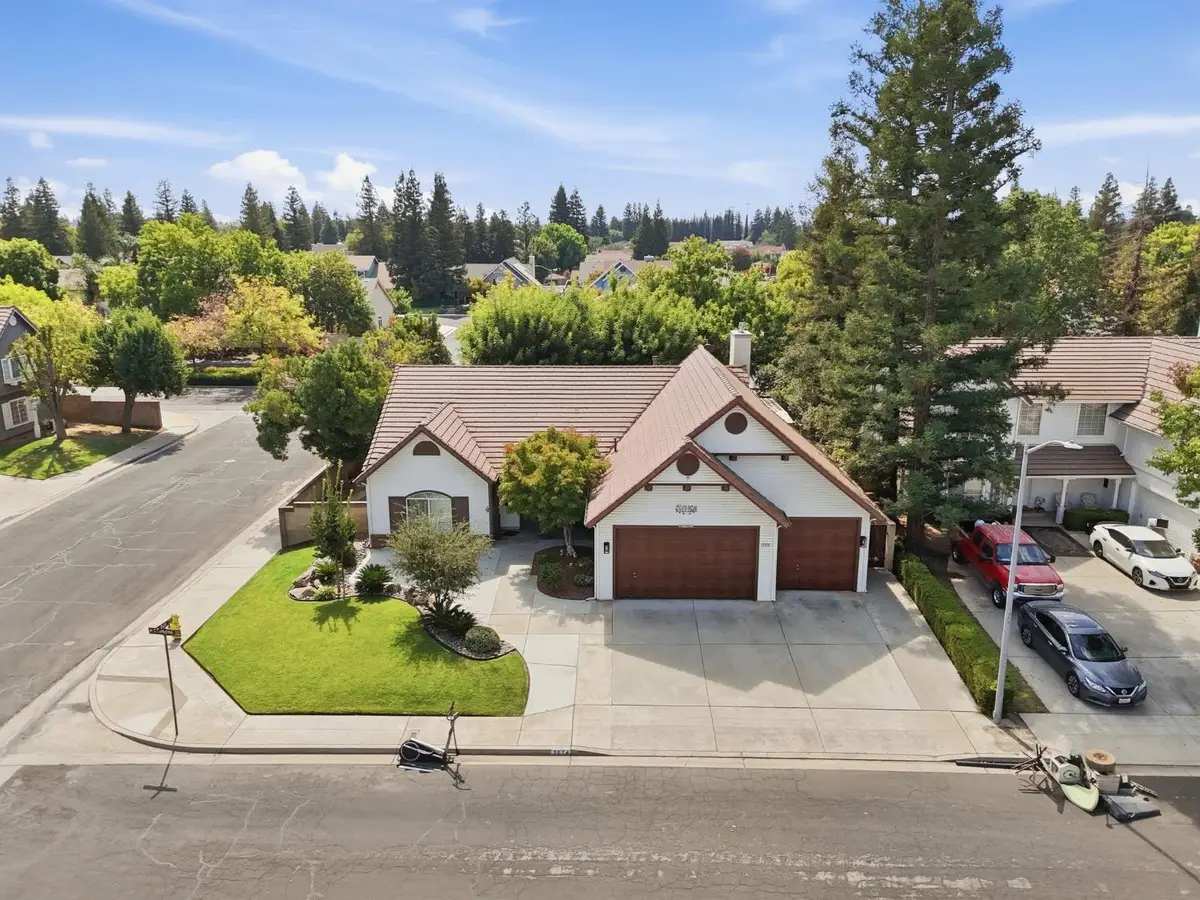 2074 Calimyrna Avenue, Clovis, CA 93611 - #1