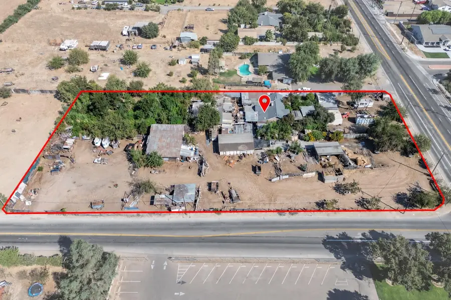 2515 N Cornelia Avenue, Fresno, CA 93722 - #3