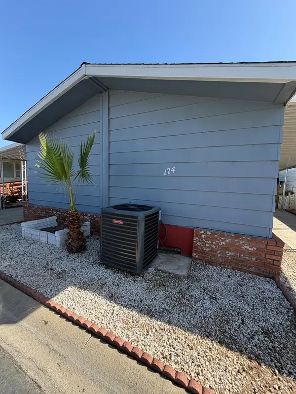 2706 W Ashlan Avenue #174, Fresno, CA 93705