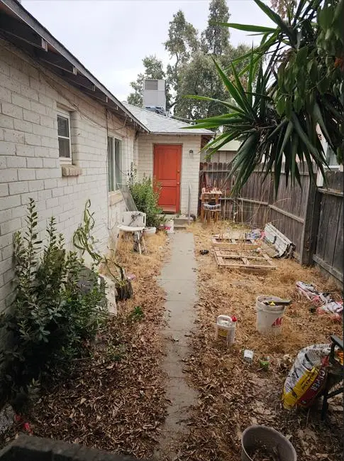 114 N J Street, Madera, CA 93637 - #2