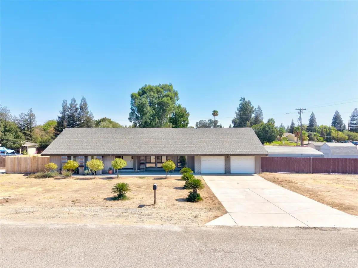 18769 Farallon Rd, Madera, CA 93638 - #1