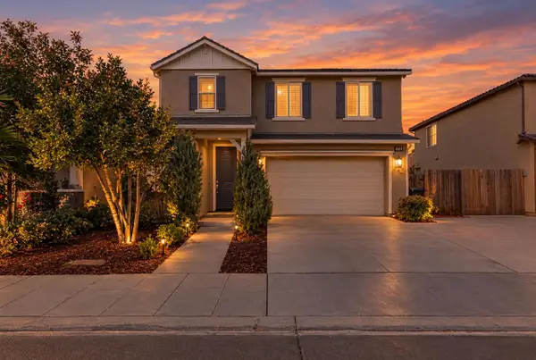 834 Corazon Avenue, Clovis, CA 93619