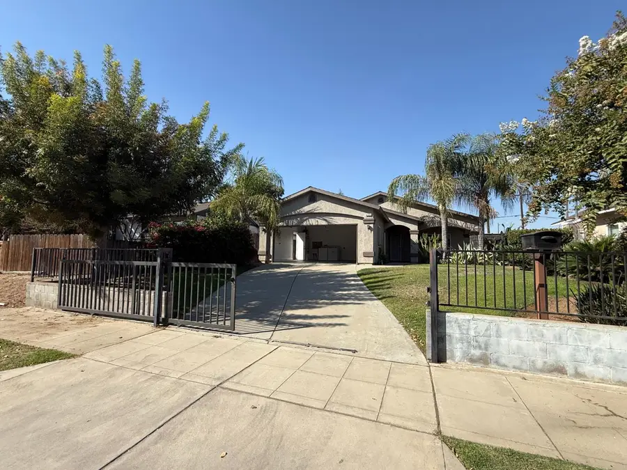 4591 E Balch Avenue, Fresno, CA 93702 - #2