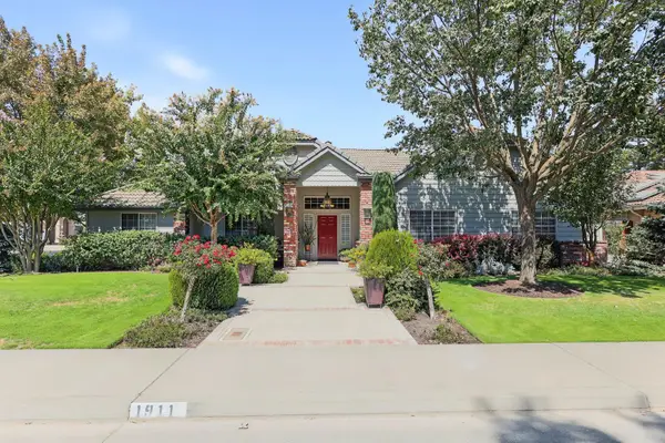 1911 Bergren Court, Kingsburg, CA 93631
