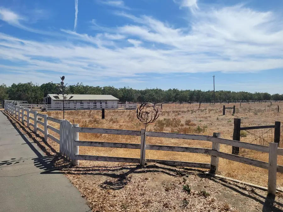 24771 Road 19, Madera, CA 93638 - #3