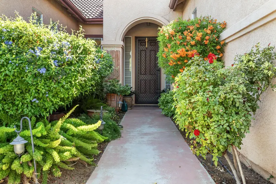 4751 N Windward Way, Clovis, CA 93619 - #2