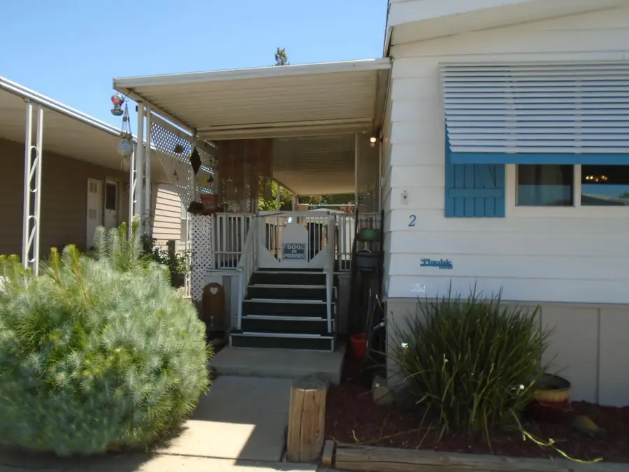 852 E Grangeville Boulevard #2, Hanford, CA 93230 - #2