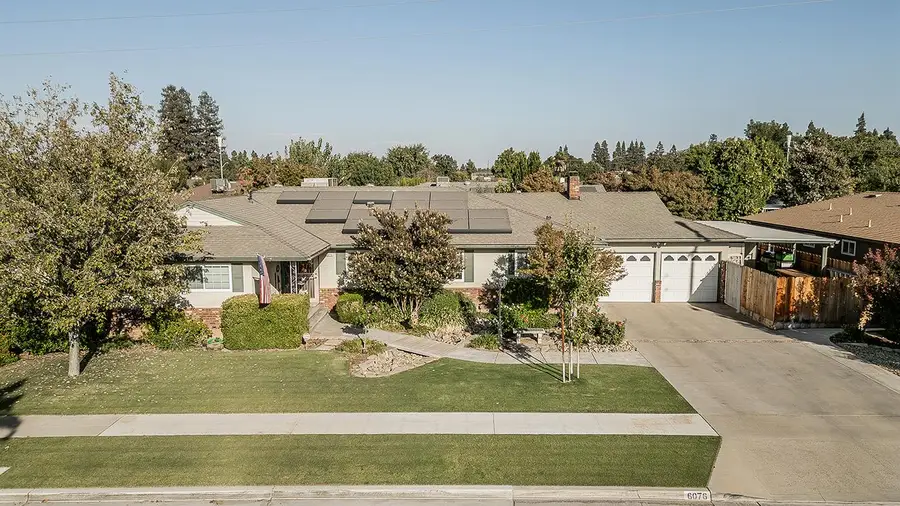 6076 N Spalding Avenue, Fresno, CA 93710 - #2