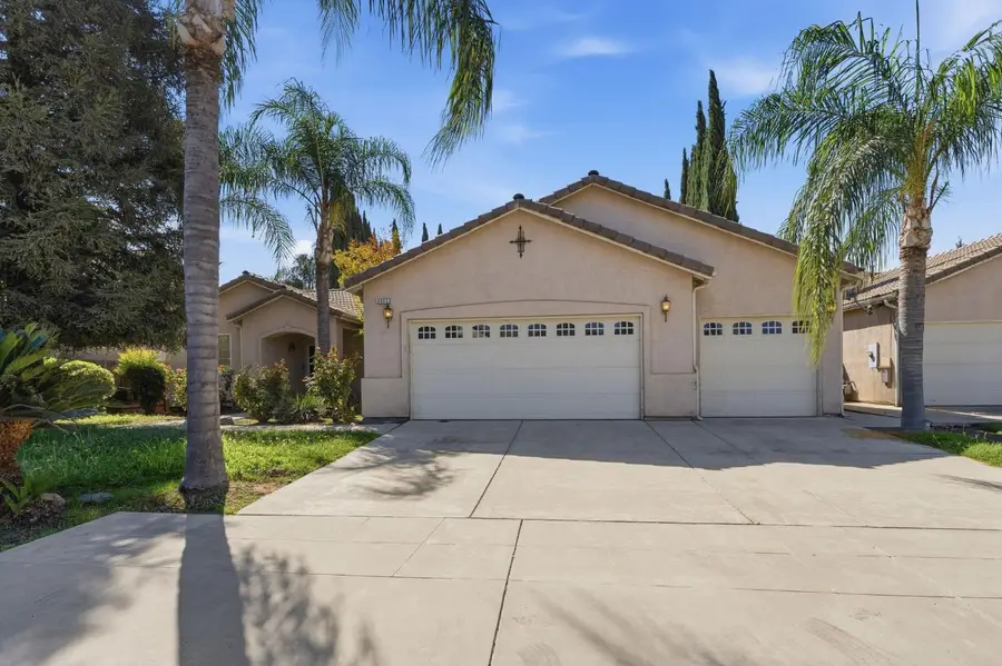 2317 E Lewis Court, Fowler, CA 93625 - #3