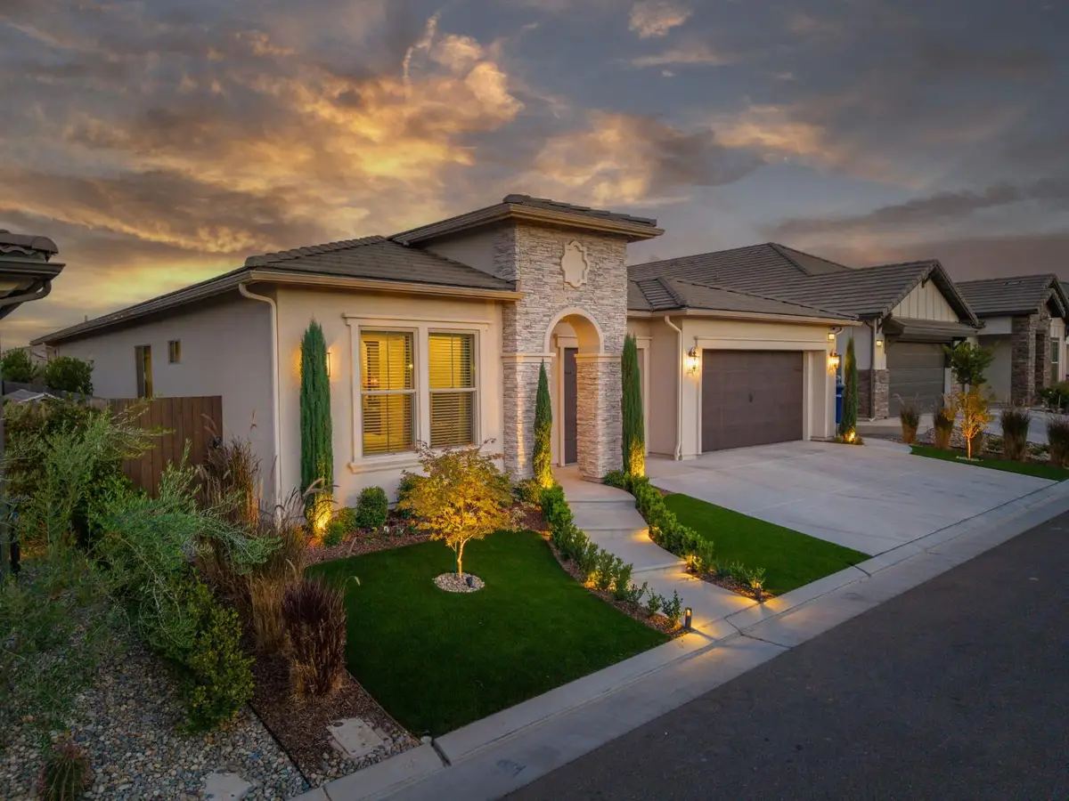 11114 N Via Rimini Drive, Fresno, CA 93730 - #1
