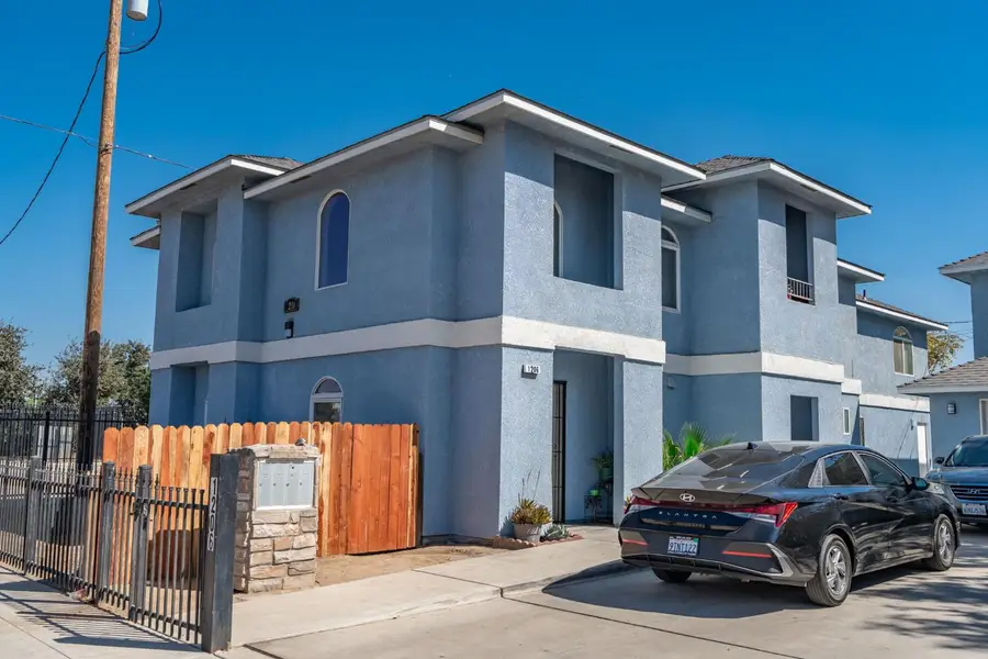 1206 Tulare, Fresno, CA 93706 - #2