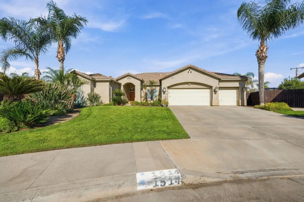 1514 W Claridge Court, Hanford, CA 93230 - #1
