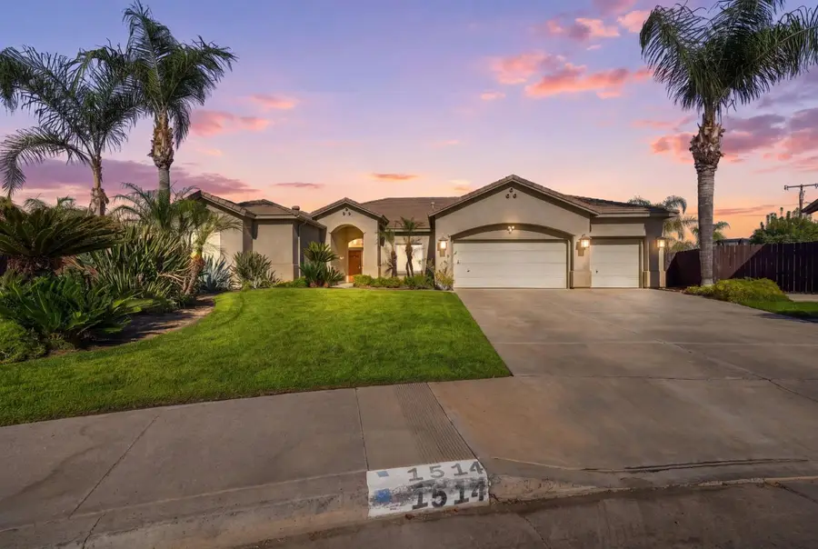 1514 W Claridge Court, Hanford, CA 93230 - #2