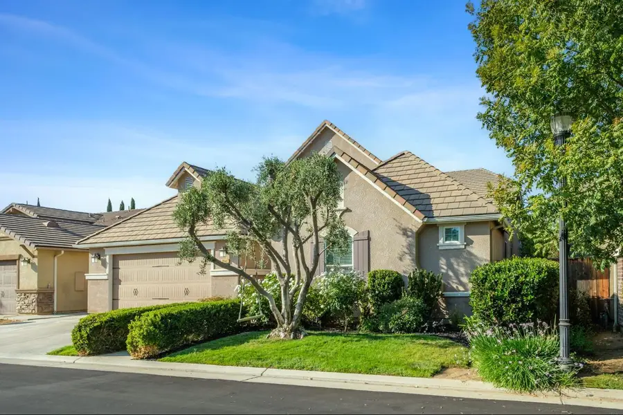 3541 Bloomfield Lane, Clovis, CA 93619 - #2