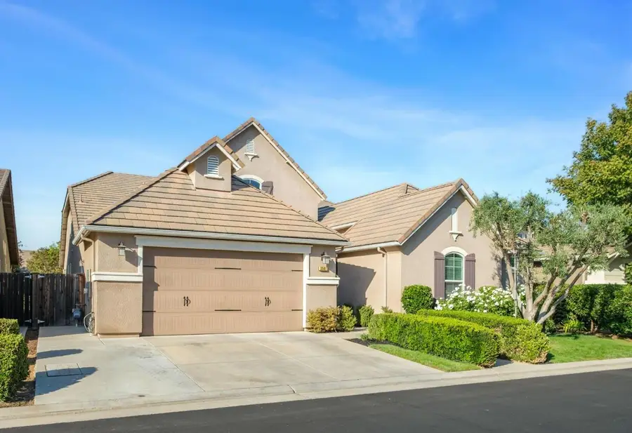 3541 Bloomfield Lane, Clovis, CA 93619 - #3