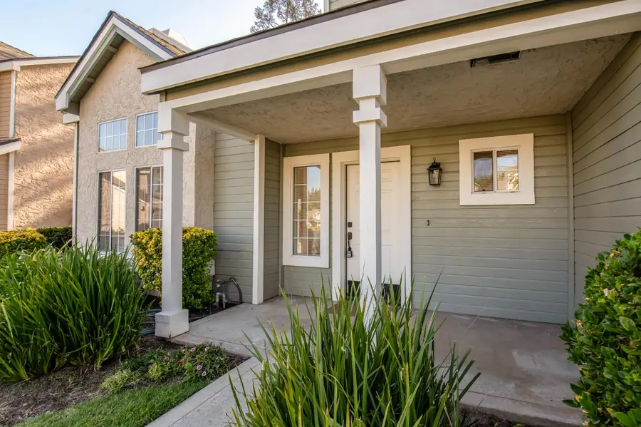 10781 N Windham Bay Circle, Fresno, CA 93730 - #2