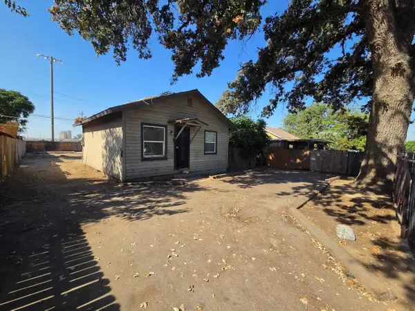 4130 E Mason Avenue, Fresno, CA 93725